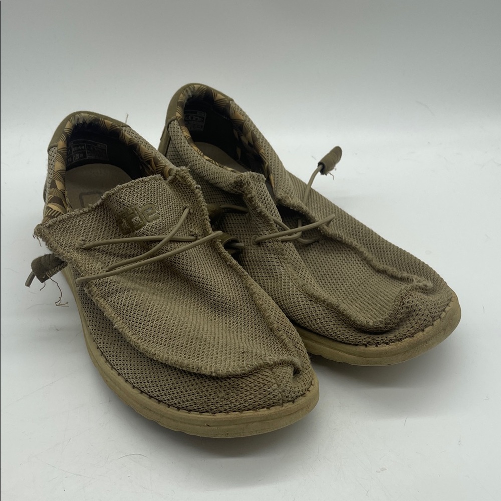 Hey Dude Wally Sox Beige Shoes Sz 11